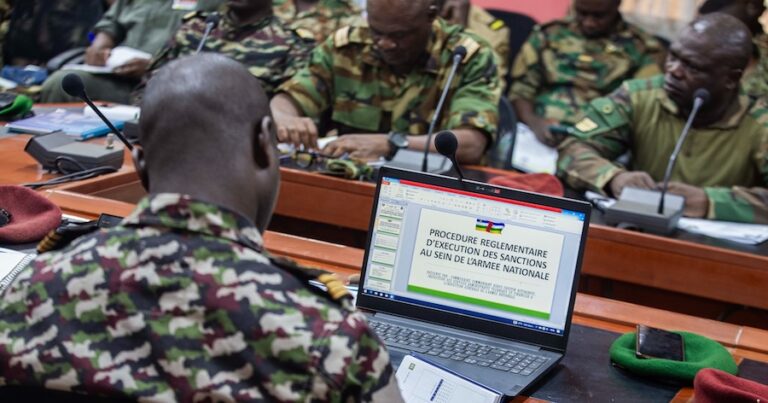 CENTRAFRIQUE – DÉFENSE : Formation du Bataillon d’Intervention Rapide (BIR) par des instructeurs rwandais